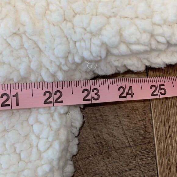 PacSun Womens Midrift Sherpa‎ 1/4 Snap Cropped Pullover Sweater Off White Small - Picture 8 of 9